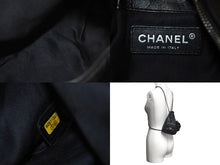 Load image into Gallery viewer, CHANEL シャネル チェーンリュック デイパック ココマーク マトラッセ 17番台 2013 ラムスキン ブラック シルバー 美品 中古 57630