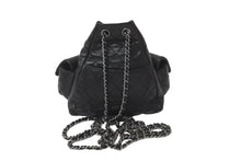 Load image into Gallery viewer, CHANEL シャネル チェーンリュック デイパック ココマーク マトラッセ 17番台 2013 ラムスキン ブラック シルバー 美品 中古 57630