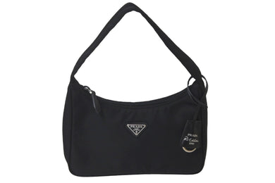 極美品 PRADA プラダショルダーバッグ ホーボー RE-EDITION 1NE515 ナイロン ブラック シルバー金具 中古 57631 