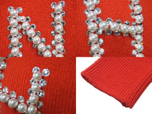 Load image into Gallery viewer, 極美品 CHANEL シャネル ニット セーター カシミヤ パール ラインストーン レッド P70834K10086 サイズ38 中古 57640