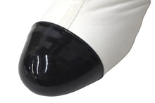 Load image into Gallery viewer, 極美品 CHANEL シャネル ロングブーツ ココマーク 2WAY G38428Y55553 ホワイト サイズ38 ゴールド金具 中古 57641