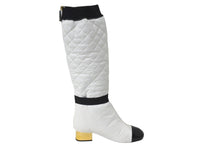 Load image into Gallery viewer, 極美品 CHANEL シャネル ロングブーツ ココマーク 2WAY G38428Y55553 ホワイト サイズ38 ゴールド金具 中古 57641