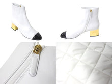 Load image into Gallery viewer, 極美品 CHANEL シャネル ロングブーツ ココマーク 2WAY G38428Y55553 ホワイト サイズ38 ゴールド金具 中古 57641