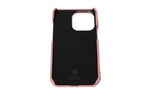 Load image into Gallery viewer, 新品未使用 MCM エムシーエム スマホケース 携帯 IPHONE13 PRO ピンク フレンチブルドッグ MXECATA04 QZ001 中古 57763