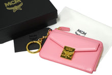 Load image into Gallery viewer, 新品未使用品 MCM エムシーエム カードケース コインケース フラグメントケース MYACSPA01 ピンク ゴールド金具 中古 57767