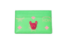 Load image into Gallery viewer, 新品未使用品 MCM エムシーエム カードケース パスケース モノグラム グリーン ピンク 犬 MXACSSX02 中古 57772