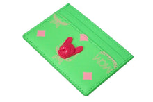 Load image into Gallery viewer, 新品未使用品 MCM エムシーエム カードケース パスケース モノグラム グリーン ピンク 犬 MXACSSX02 中古 57774