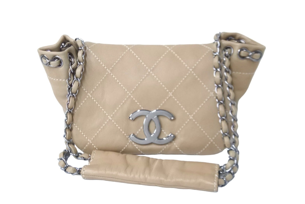 CHANEL シャネル マトラッセ ワイルドステッチ チェーン