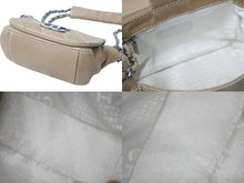 Load image into Gallery viewer, CHANEL シャネル ココマーク チェーンショルダーバッグ 9番台 ワイルドステッチ ラムスキン ベージュ シルバー金具 美品 中古 57808