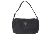 Load image into Gallery viewer, PRADA プラダ アクセサリーポーチ NERO ブラック ナイロン 小物入れ ロゴ プレート MV633 美品 中古 57821