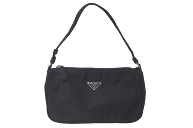 PRADA プラダ アクセサリーポーチ NERO ブラック ナイロン 小物入れ ロゴ プレート MV633 美品 中古 57821