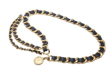 Load image into Gallery viewer, CHANEL シャネル ベルト ココマーク メダルチェーンベルト ロゴプレート 94P刻印 ゴールド GP レザー 美品 中古 57829