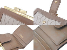 Load image into Gallery viewer, Christian Dior クリスチャンディオール 二つ折り財布 ハニカム柄 がま口 ベージュ ゴールド金具 良品 中古 57834