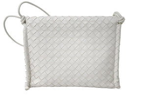 BOTTEGAVENETA ボッテガヴェネタ イントレチャート ショルダーバッグ ホワイト レザー 斜め掛け 白 631464 美品 中古 57873