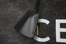 Load image into Gallery viewer, 極美品 CELINE セリーヌ トリオンフ バーティカルカバ ラージ ブラック ブラウン ゴールド金具 中古 57877