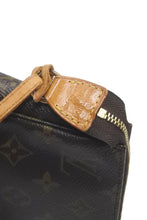 Load image into Gallery viewer, LOUIS VUITTON ルイヴィトン モノグラム ポシェット アクセソワール ブラウン M51980 ハンドバッグ ポーチ 美品 中古 57881