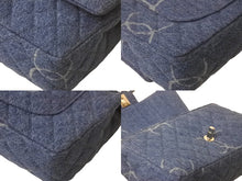 Load image into Gallery viewer, 新品同様品 CHANEL シャネル チェーンショルダーバッグ ココマーク マトラッセ 30番台 デニム ブルー シルバー金具 57897