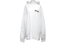 Load image into Gallery viewer, 極美品 Sacai サカイ パーカー スウェット 21-0283S 21AW×KAWS Embroidery Hoodie カウズロゴ プルオーバー ホワイト 中古 57904