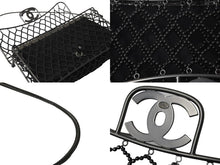 Load image into Gallery viewer, 新品同様 CHANEL シャネル ココマーク チェーンショルダーバッグ ビーズマトラッセ 18番台 サテン ガンメタ ブラック 中古 57914