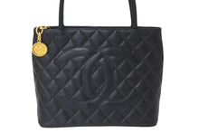 Load image into Gallery viewer, CHANEL シャネル ハンドバッグ 復刻トート キャビアスキン マトラッセ ココマーク 5番台 ゴールド金具 美品 中古 57971