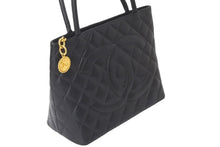 Load image into Gallery viewer, CHANEL シャネル ハンドバッグ 復刻トート キャビアスキン マトラッセ ココマーク 5番台 ゴールド金具 美品 中古 57971