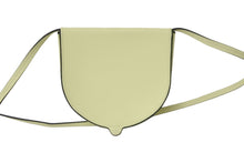 Load image into Gallery viewer, LOEWE ロエベ ショルダーバッグ 109.54.T15 ヒールポーチスモール アナグラム エンボス加工 ソフトカーフ イエロー 美品 中古 57980