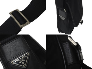 PRADA プラダショルダーバッグ 2VD028 2E9S F0002 三角プレート ナイロン レザー ブラック シルバー金具 美品 中古 57989 