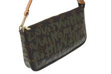 Load image into Gallery viewer, LOUIS VUITTON ルイヴィトン ハンドバッグ ポシェットアクセソワール グラフィティ M92191 カーキ ゴールド金具 美品 中古 58015