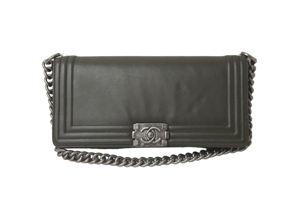 CHANEL シャネル ショルダーバッグ ボーイシャネル ココマーク 15番台 2011年 カーフスキン グリーン シルバー金具 美品 中古 58018