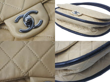 Load image into Gallery viewer, CHANEL シャネル フラフープ バッグ 18番台 ベージュ ブラック ラムスキン 2012年 ココマーク 美品 中古 58043