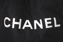 Load image into Gallery viewer, CHANEL シャネル 巾着バッグ キャンバス ビニール ブラック ホワイト ノベルティ 良品 中古 58055