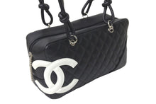 Load image into Gallery viewer, CHANEL シャネル ショルダーバッグ カンボンライン 11番台 カーフスキン ブラック ホワイト シルバー金具 美品 中古 58152