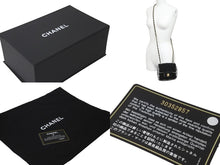 Load image into Gallery viewer, CHANEL シャネル ショルダーバッグ ミニマトラッセ ココマーク 格⼦柄 ムートン ツイード ブラック 30番台 美品 中古 58179
