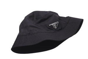 PRADA プラダ バケットハット 帽子 ブラックナイロン 三角ロゴプレート サイズL 良品 中古 58190 