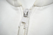 Load image into Gallery viewer, LOUIS VUITTON ルイヴィトン 3Dパッチポケットハーフジップパーカー 19AW ホワイト RM192M KVR HHY10W 良品 中古 58217