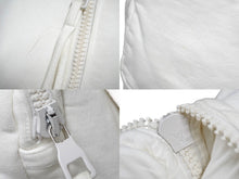 Load image into Gallery viewer, LOUIS VUITTON ルイヴィトン 3Dパッチポケットハーフジップパーカー 19AW ホワイト RM192M KVR HHY10W 良品 中古 58217