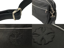 Load image into Gallery viewer, 極美品 CHROME HEARTS クロムハーツ ショルダーバッグ DIAPER BAG ダイパーバッグ ダガー クロスパッチ シルバー925 中古 58241