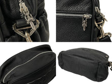Load image into Gallery viewer, 極美品 CHROME HEARTS クロムハーツ ショルダーバッグ DIAPER BAG ダイパーバッグ ダガー クロスパッチ シルバー925 中古 58241
