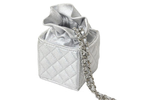 極美品 CHANEL シャネル ショルダーバッグ チェーンショルダー ラムスキン マトラッセ 31番台 メタリックシルバー 中古 58294