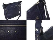 Load image into Gallery viewer, BALENCIAGA バレンシアガ クラシック デイ レザー ショルダーバッグ 272409 ネイビー 斜め掛け カバン 鞄 良品 中古 58306