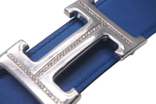 Load image into Gallery viewer, HERMES エルメス ベルト バックル Hロゴ ダイヤ □O刻 リバーシブル ブルー ホワイト サイズ90 シルバー金具 美品 中古 58317