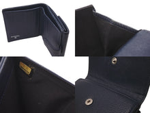 Load image into Gallery viewer, CHANEL シャネル 二つ折り財布 小銭入れ 16番台 2012年 ココマーク キャビアスキン ネイビー シルバー金具 良品 中古 58326