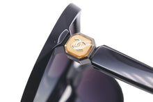 Load image into Gallery viewer, CHANEL シャネル オーバル サングラス ココマーク 5285-A 58□17 ブラック ロゴ アイウェア 小物 美品 中古 58327