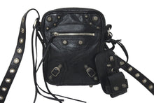 Load image into Gallery viewer, BALENCIAGA バレンシアガ ル カゴール ショルダーバッグ ブラック 719065210kr1000 シルバー金具 現行 美品 中古 58334