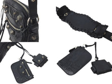 Load image into Gallery viewer, BALENCIAGA バレンシアガ ル カゴール ショルダーバッグ ブラック 719065210kr1000 シルバー金具 現行 美品 中古 58334
