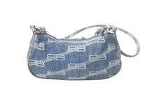 Load image into Gallery viewer, BALENCIAGA バレンシアガ ルカゴール ミニ BB デニム ショルダーバッグ 695814210E34716 ロゴ 現行 美品 中古 58336