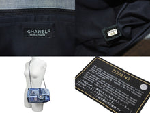 Load image into Gallery viewer, 極美品 CHANEL シャネル デニムライン ガブリエルドゥシャネル ラージ ショルダーバッグ 21番台 ブルー パッチワーク 中古 58342