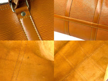 Load image into Gallery viewer, LOUIS VUITTON ルイヴィトン ボストンバッグ キーポル50 エピ M42968 ジパングゴールド ブラウン ゴールド金具 良品 中古 58353