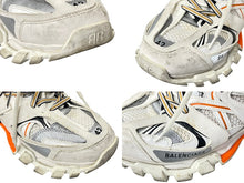 Load image into Gallery viewer, BALENCIAGA バレンシアガ スニーカー Track トラック エンボスロゴ 542023 ホワイト オレンジ サイズ42 良品 中古 58374