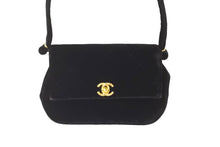 Load image into Gallery viewer, CHANEL シャネル マトラッセハンドバッグ 3番台 ココマーク ベロア ターンロック ブラック ゴールド金具 美品 中古 58390